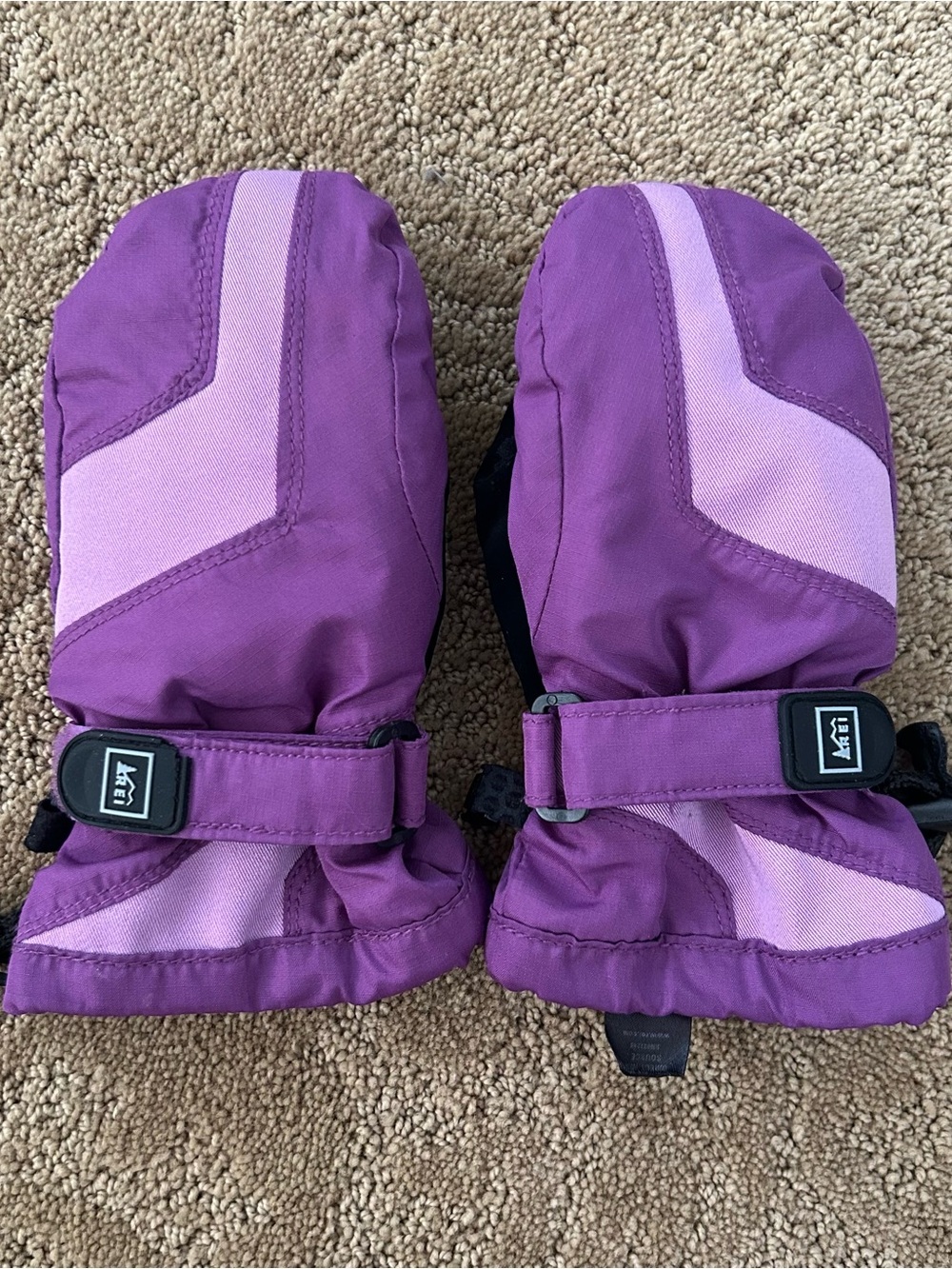 REI toddler Purple Insulated Mittens with Secure Wrist Straps